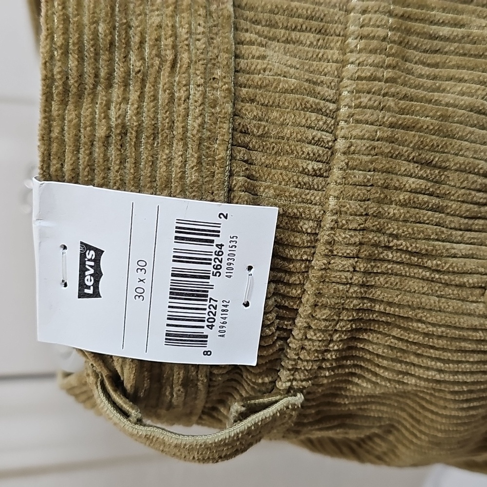 Levis Corduroy Pants in Tan - Picture 7 of 9